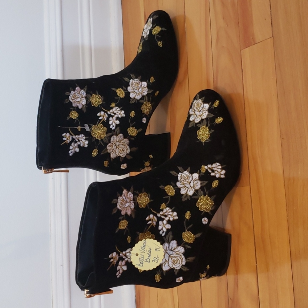 Forever 21 Velvet, Embroidered Booties with Heel - Size 6